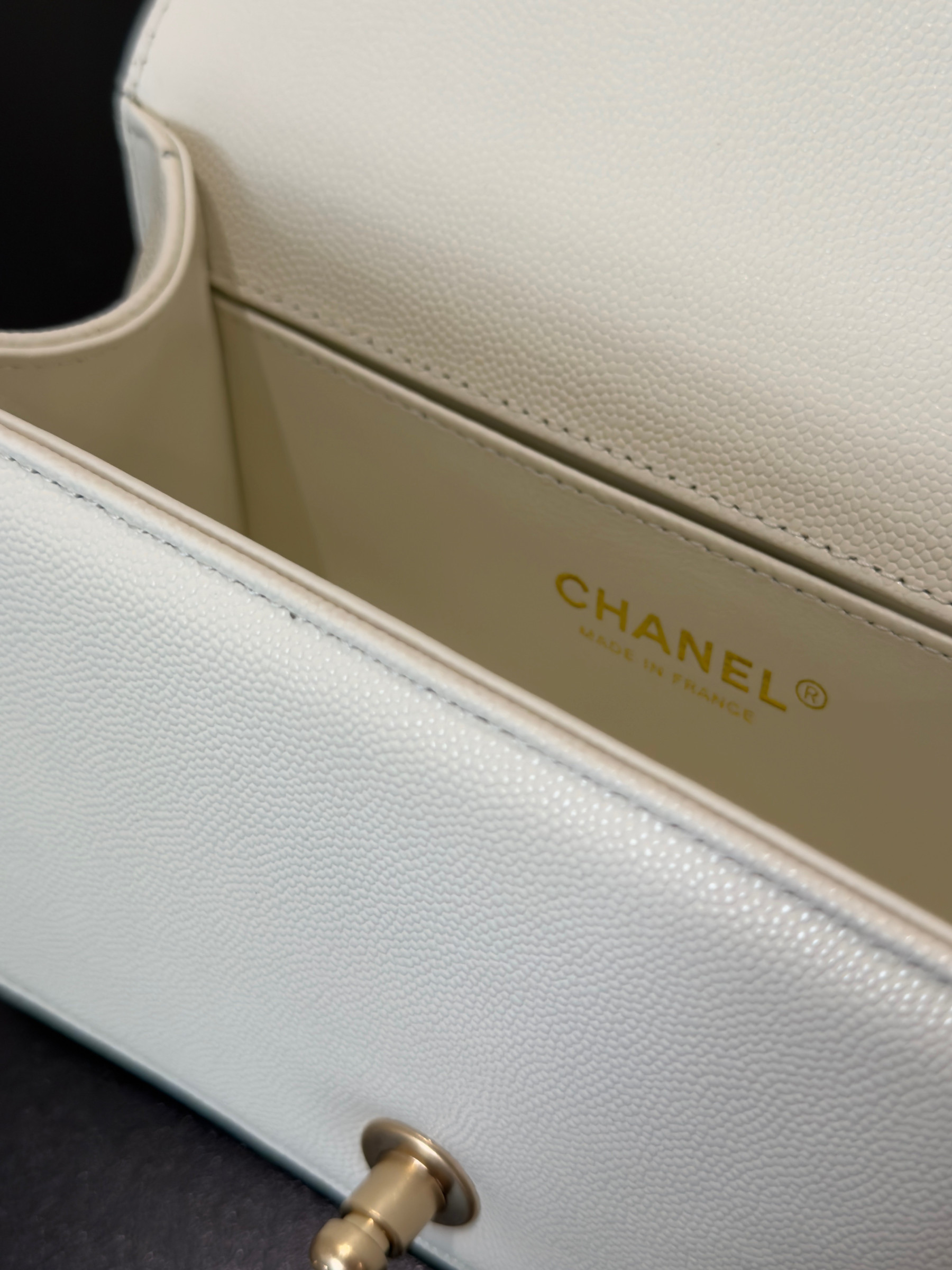 Chanel Boy Handbag 12x20x7cm - Image 5