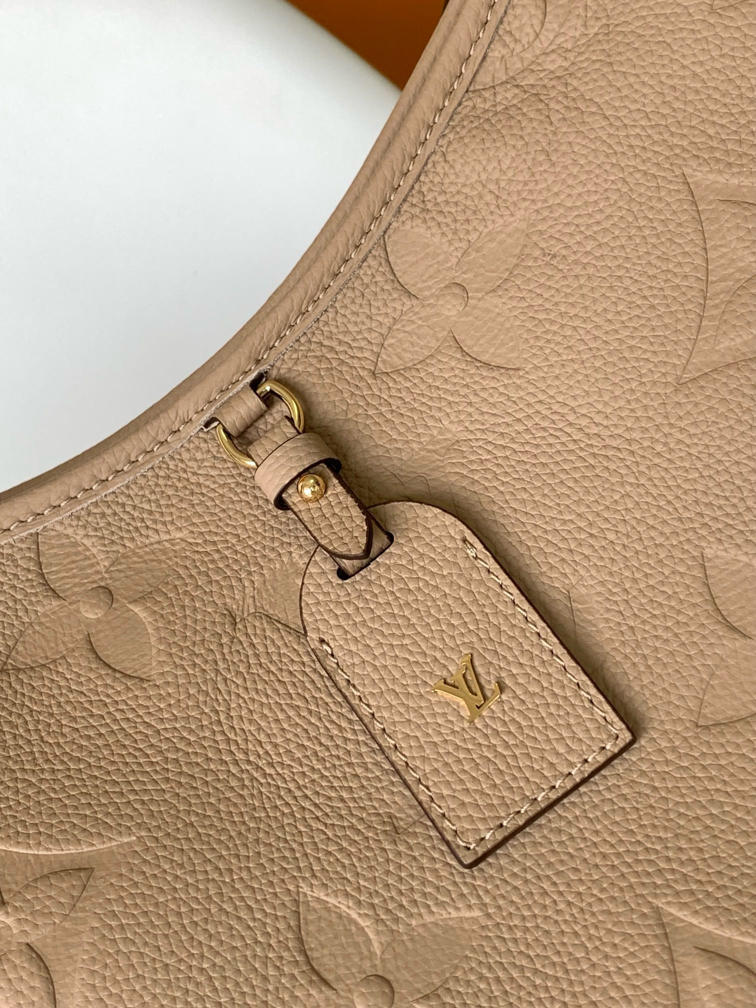 LV CarryAll MM M46292 (39*30*15cm) - Image 10