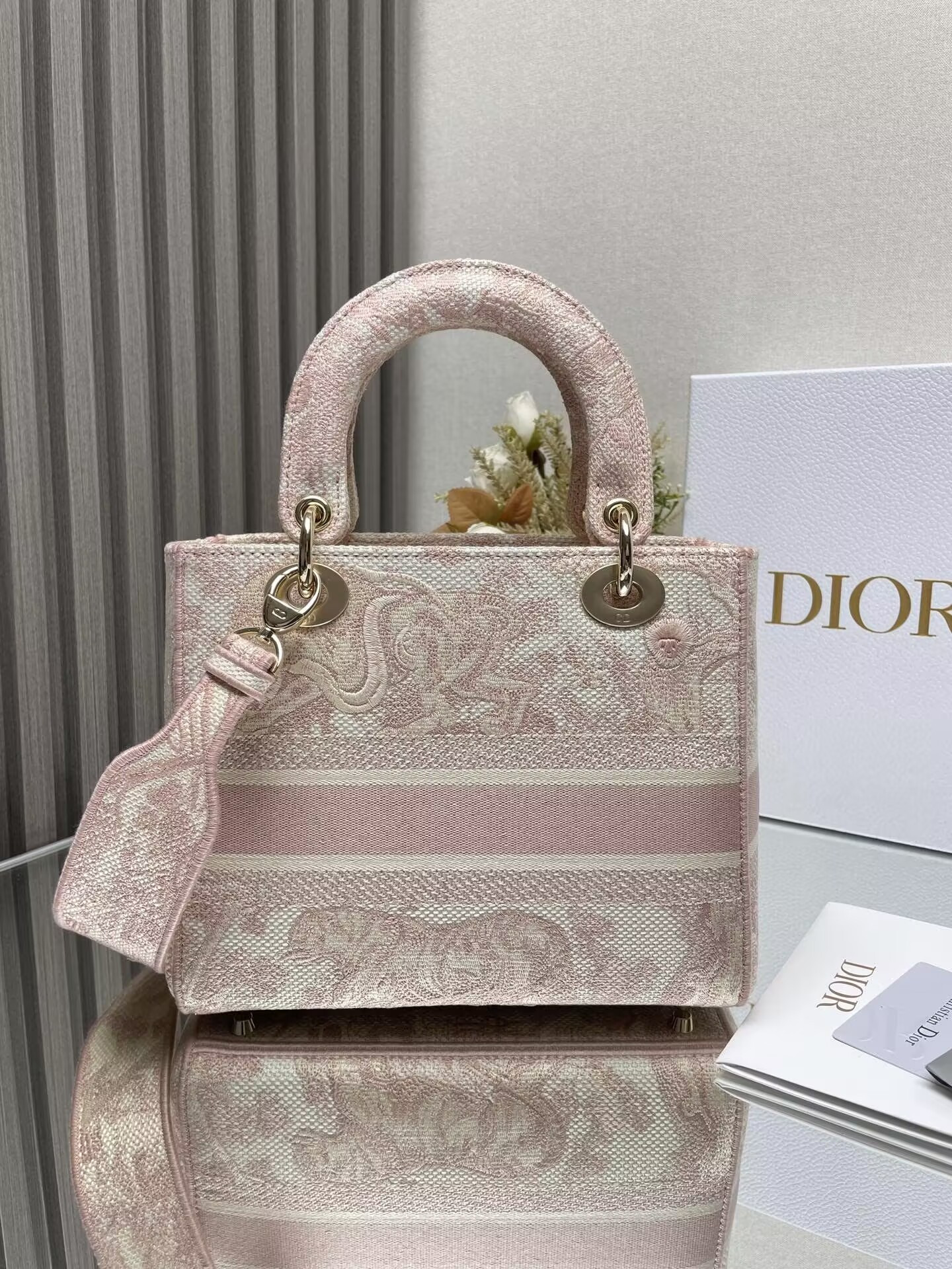 Dioriviera Medium Dior Lady D-Lite Bag 24x20x11cm - Image 3