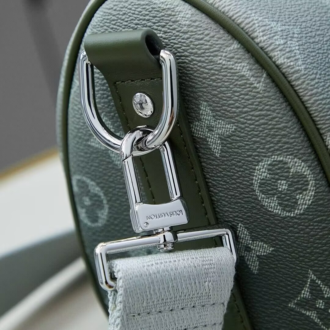 LV Keepall Bandoulière 25 M11591 25x15x11cm - Image 8