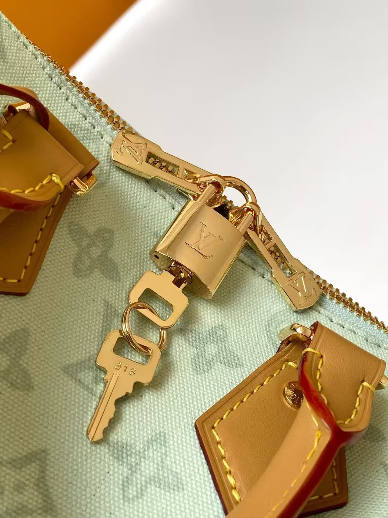 LV SPEEDY Bandoulière 20 Handbag M27530 20.5x13.5x12cm - Image 7