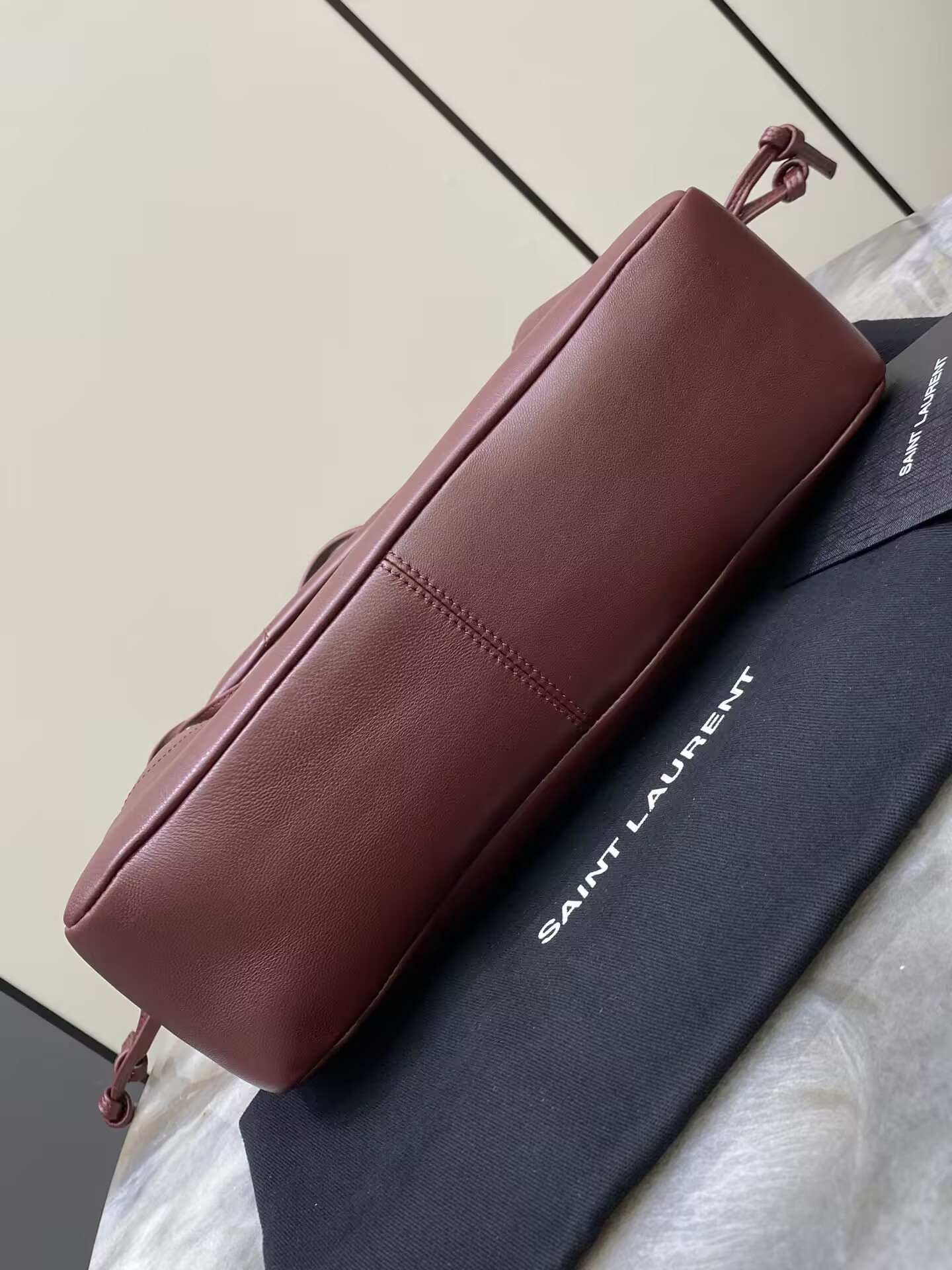YSL JAMIE SHOPPING SMALL IN LAMBSKIN 28x29x8cm - Image 4