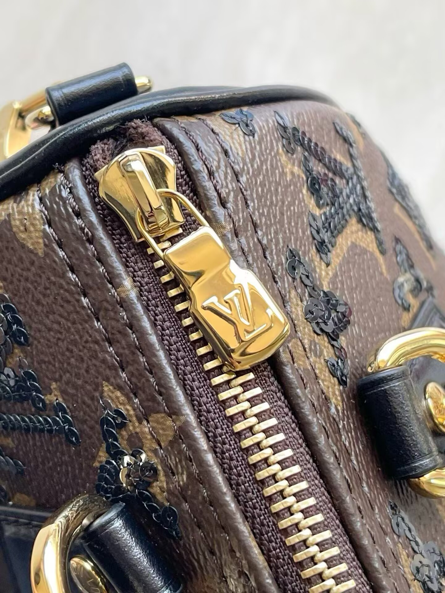 LV Speedy Bandouliere 20 Handbag M26314 15x13x20.5cm - Image 8