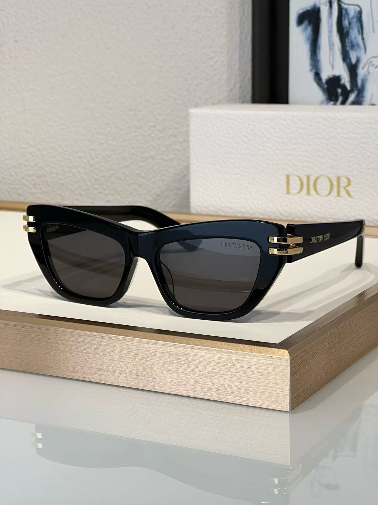 Dior Glasses #3 - Image 8