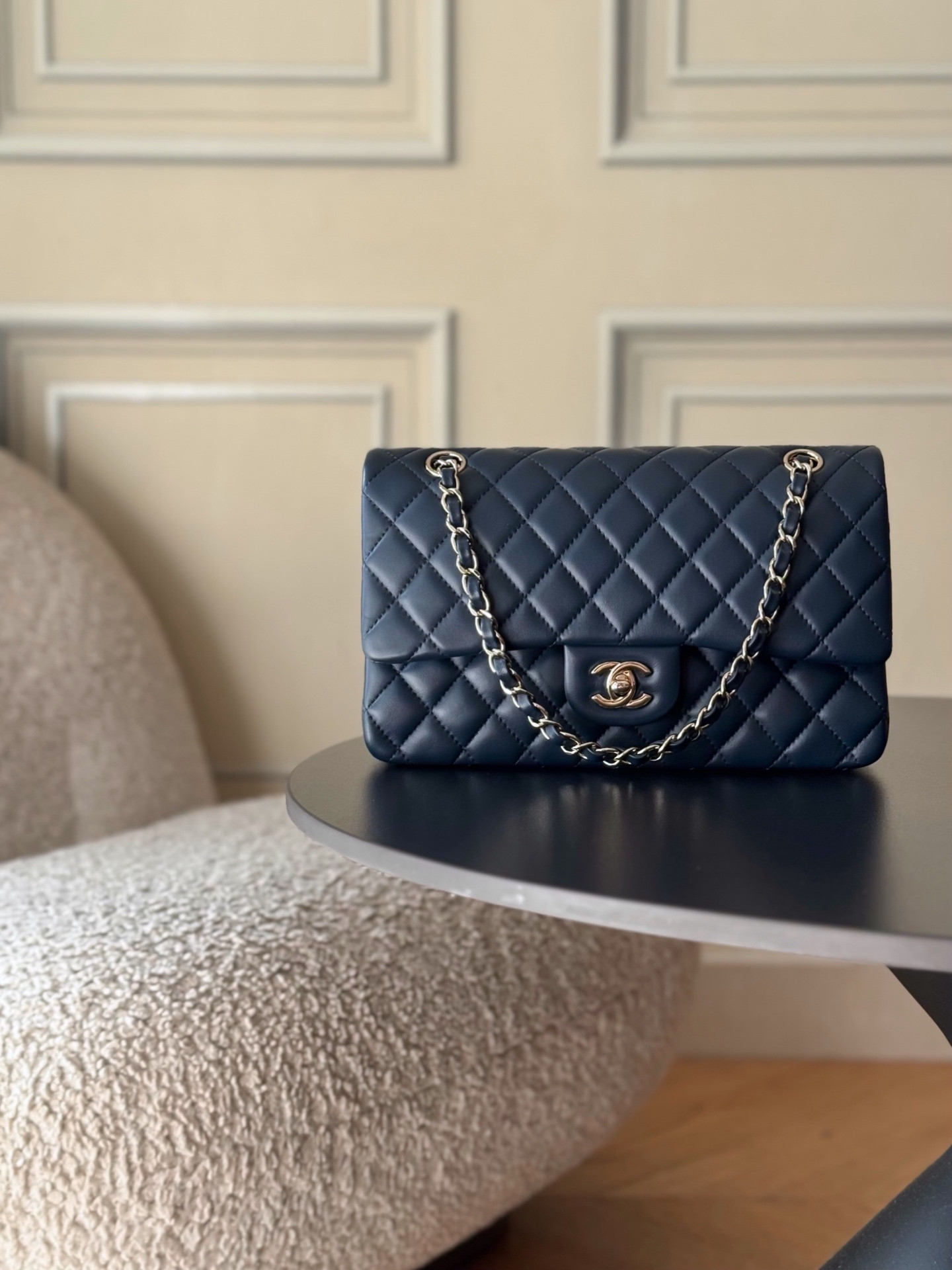 BOY CHANEL HANDBAG Shiny Grained Calfskin Brown 5.9 × 9.8 × 3.5 in