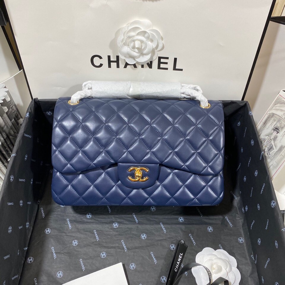 Chanel Classic Flap Jumbo 30cm CF 19.5×30×10cm - Image 3