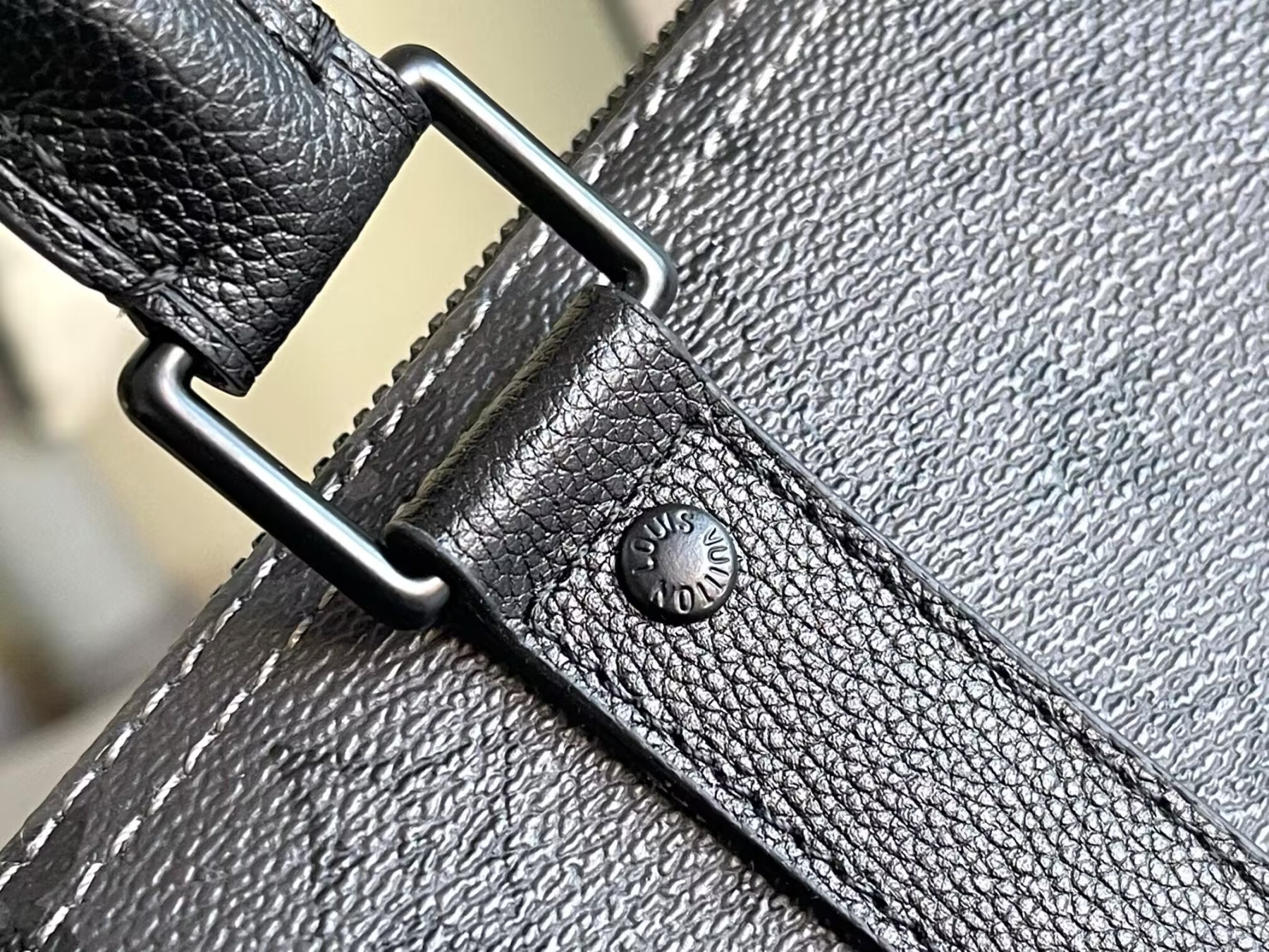 LV Keepall Bandoulière 55 M28405 55x27x20cm - Image 7