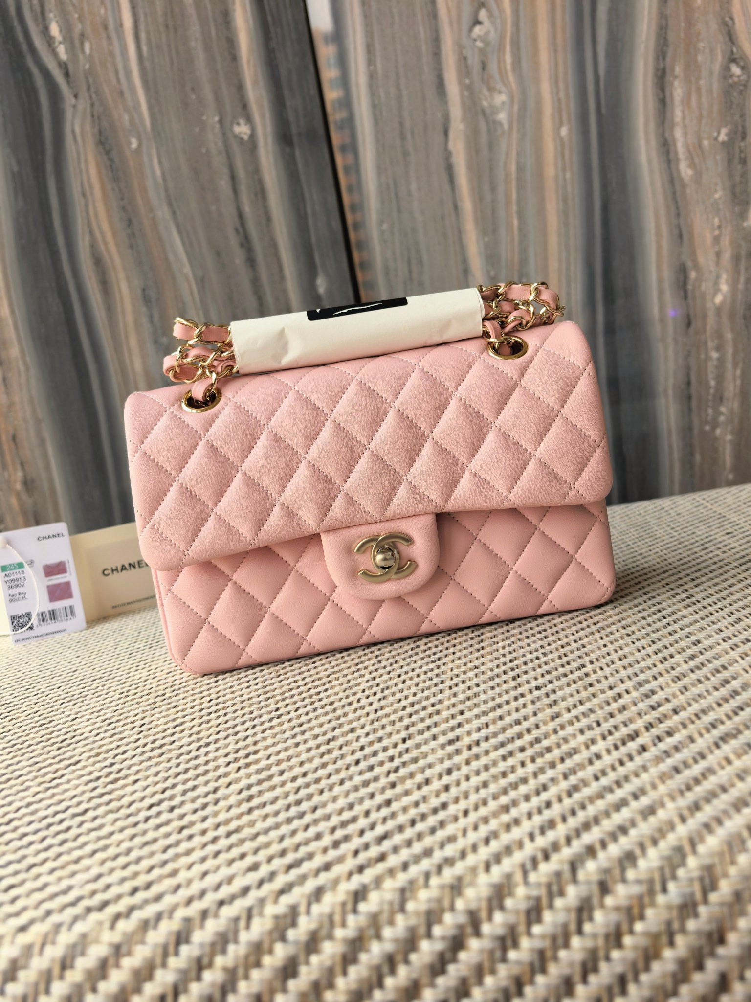 Chanel Small Classic Bag 23x6.5x14cm - Image 4