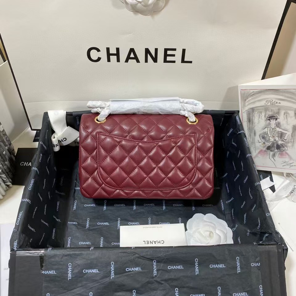 CHANEL SMALL CLASSIC HANDBAG Gold Metal 14.5×23×6cm - Image 3