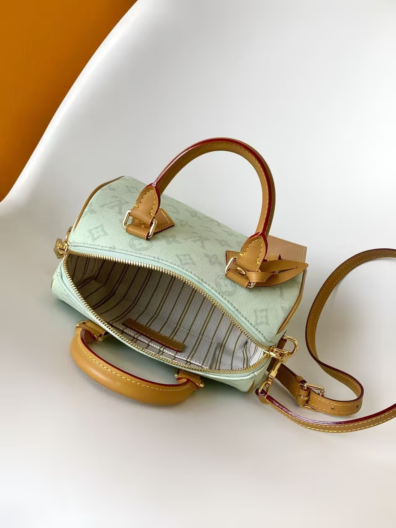 LV SPEEDY Bandoulière 20 Handbag M27530 20.5x13.5x12cm - Image 4