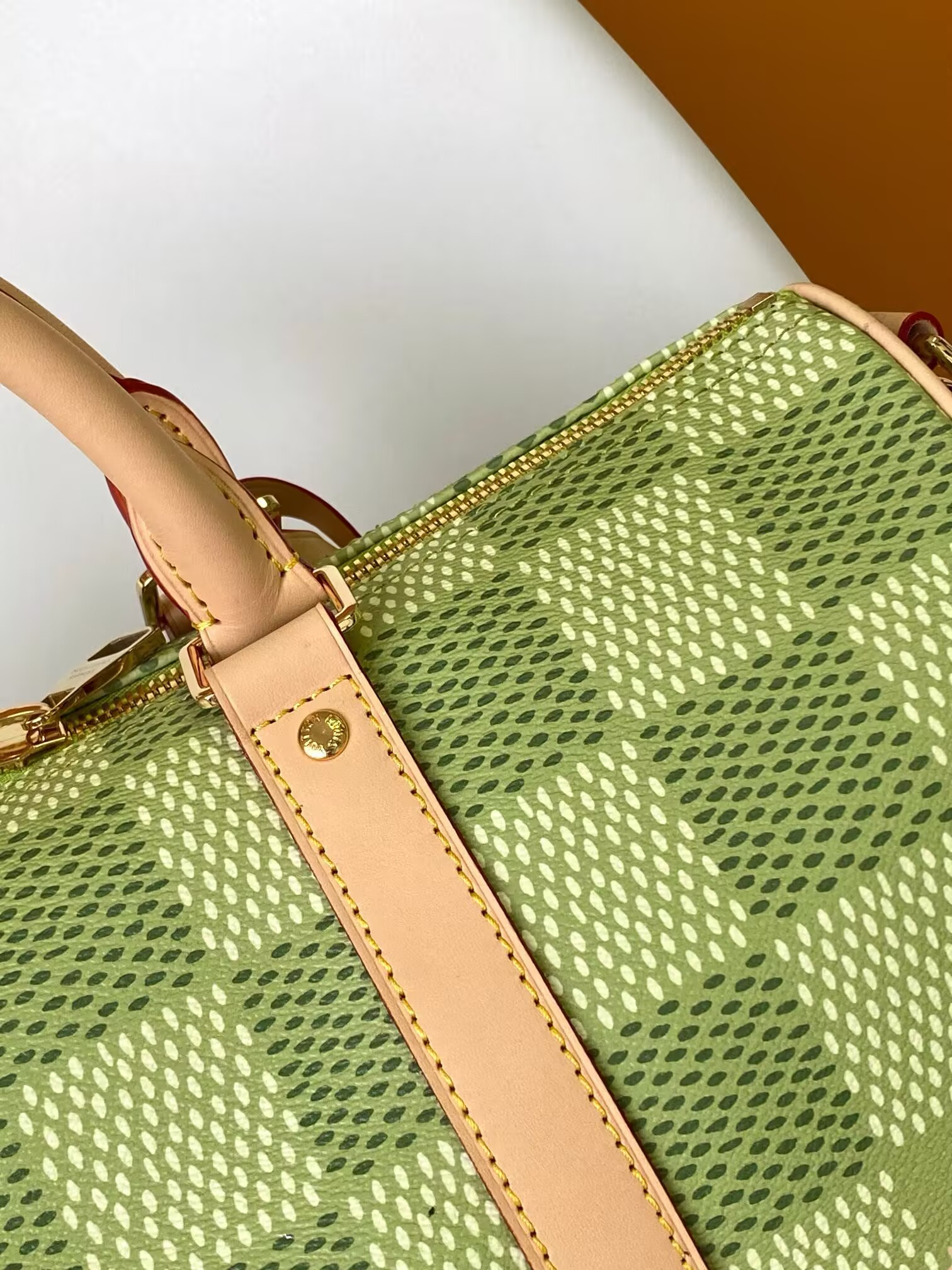 LV Keepall Bandoulière 35 N40671 34x21x16cm - Image 8