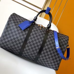Alternative view of LV Keepall Bandouli¨¨re 50 N00096 50x29x23cm