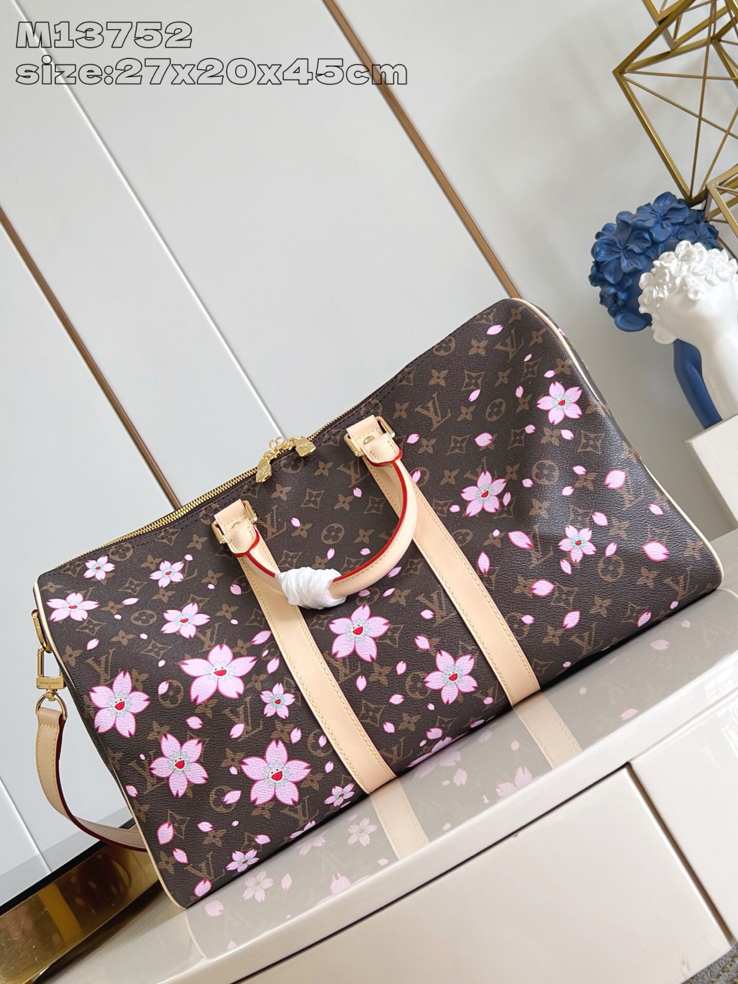 LV Keepall Bandoulière 45 M13752 45x27x20cm - Image 3