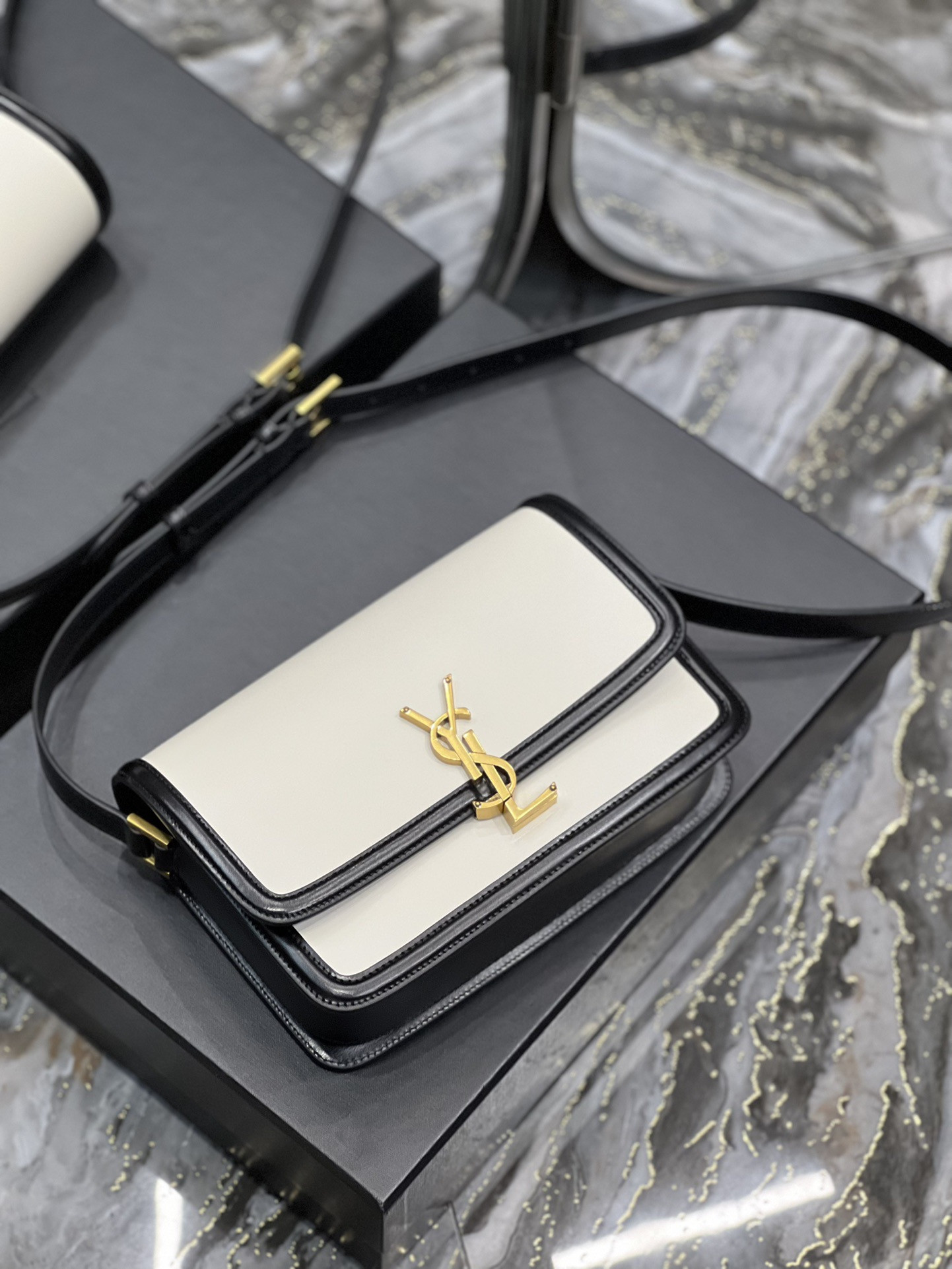 YSL SOLFERINO SMALL SATCHEL IN BOX SAINT LAURENT 19 X 13 X 5 CM - Image 7
