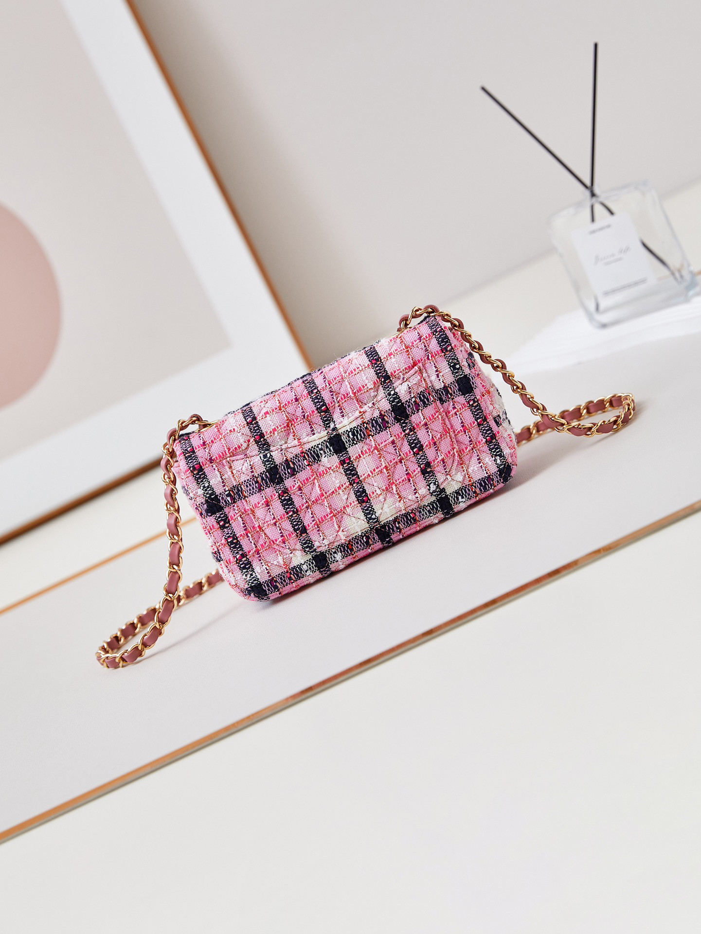 CHANEL MINI CLASSIC HANDBAG 12 * 20 * 6 cm - Image 6