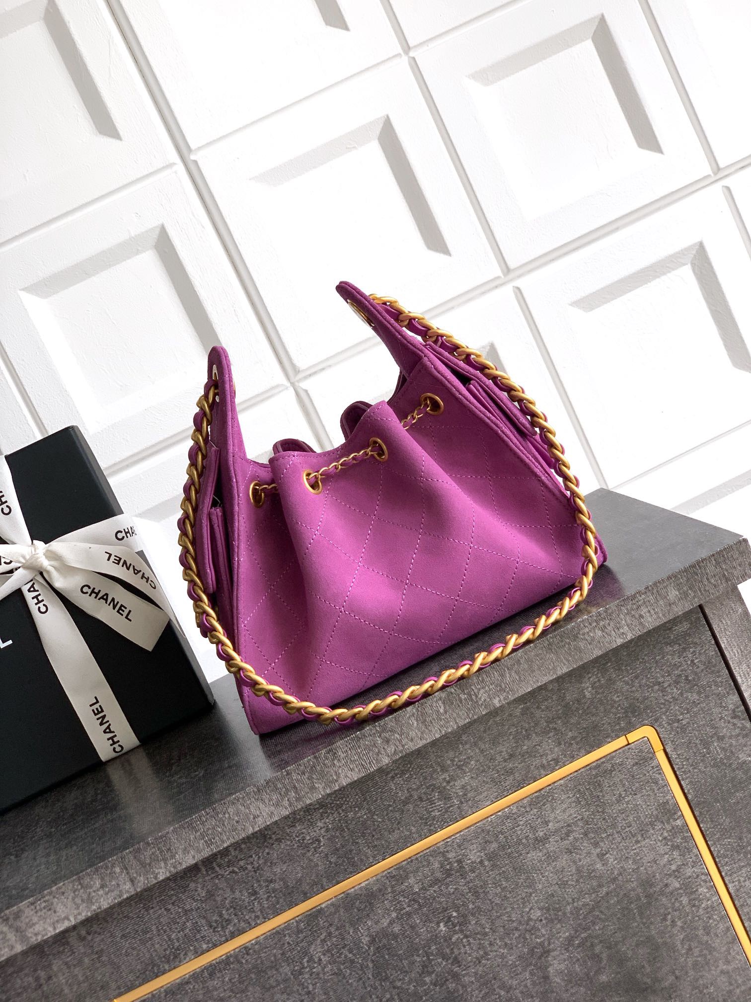 CHANEL 25 MINI HOBO BAG SUEDE AS5631 05 (22*20*12.5cm) - Image 4