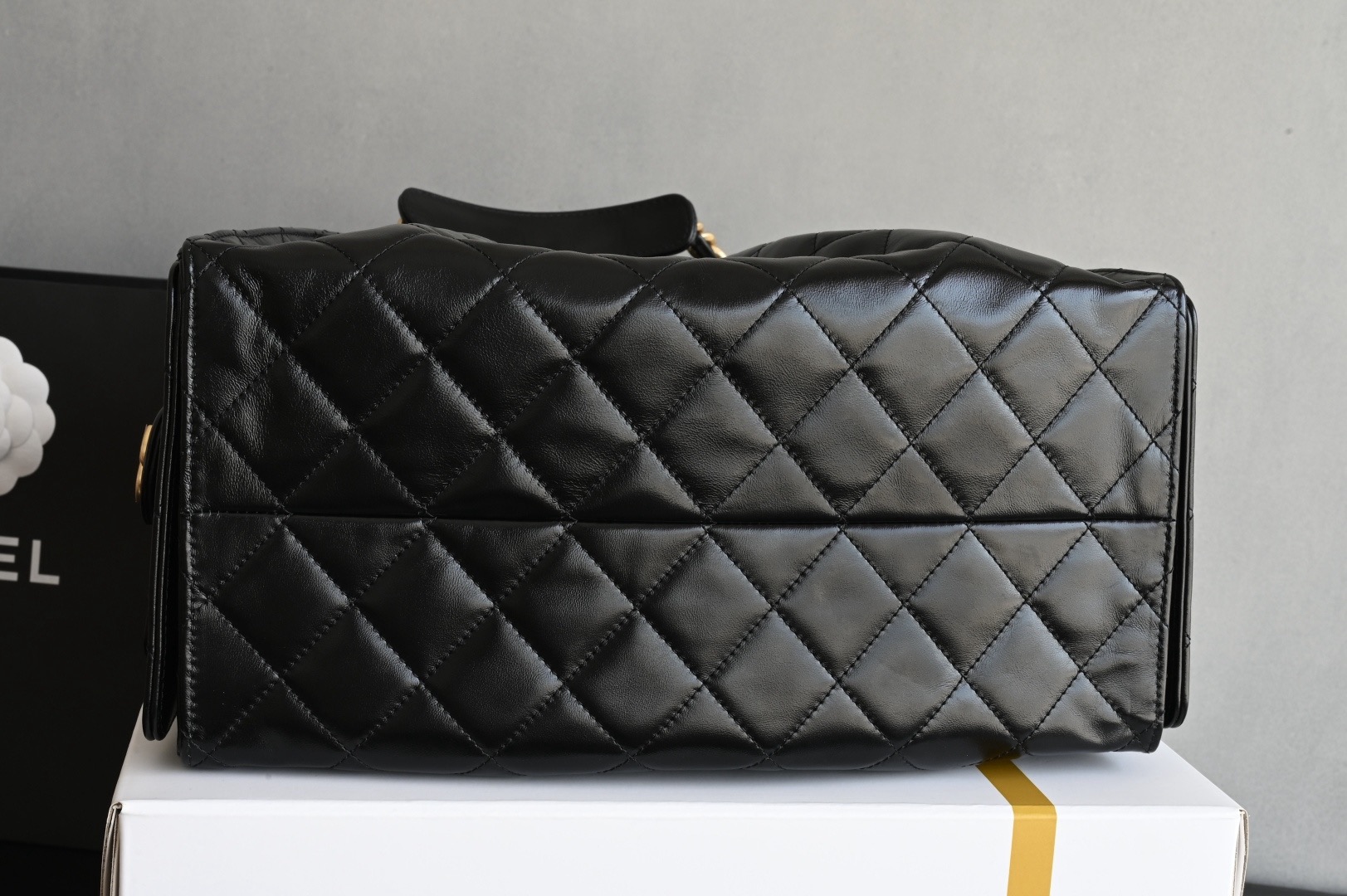 CHANEL 25 MASTER MEDIUM HANDBAG AS5311 (40*30*15cm) - Image 4