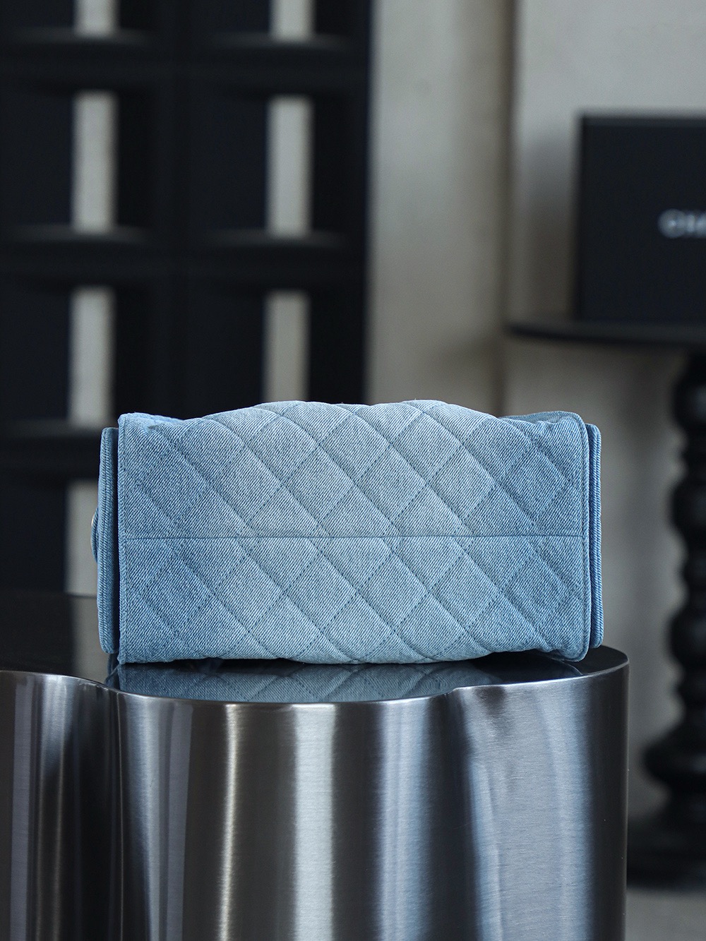 CHANEL MASTER 25 SMALL HANDBAG AS5293 (3026*14cm) - Image 3