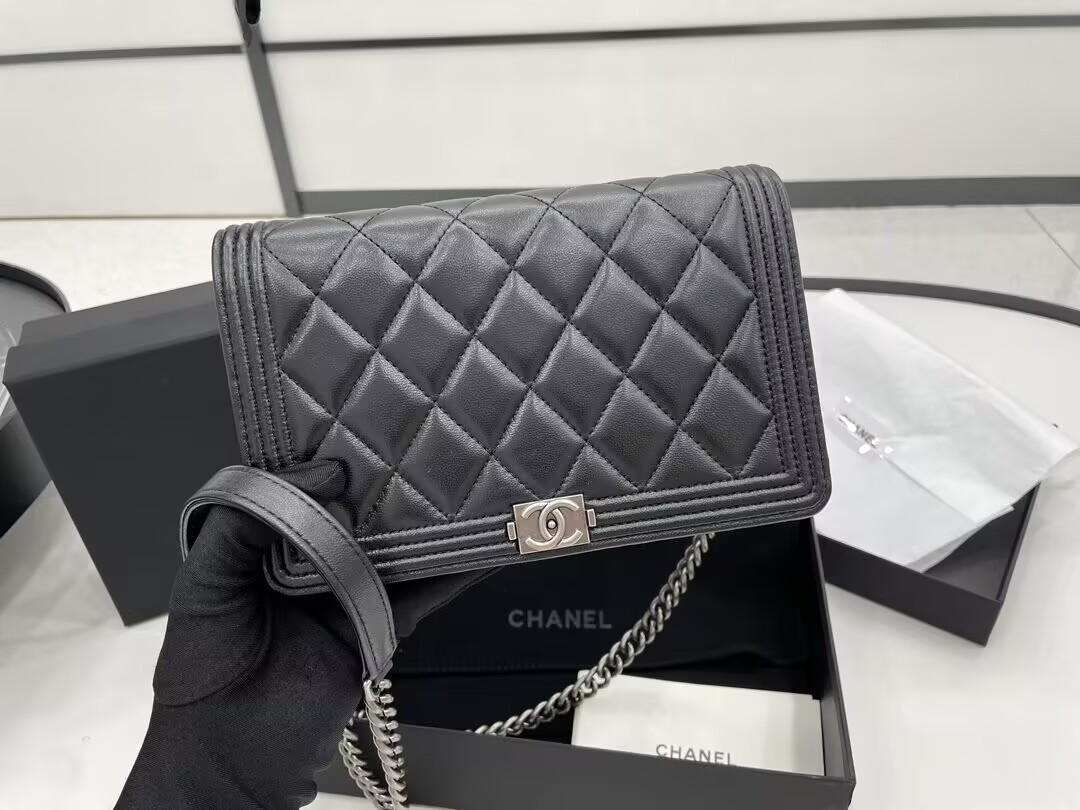 CHANEL 22SS Boy Woc 19x13x3.5CM - Image 3