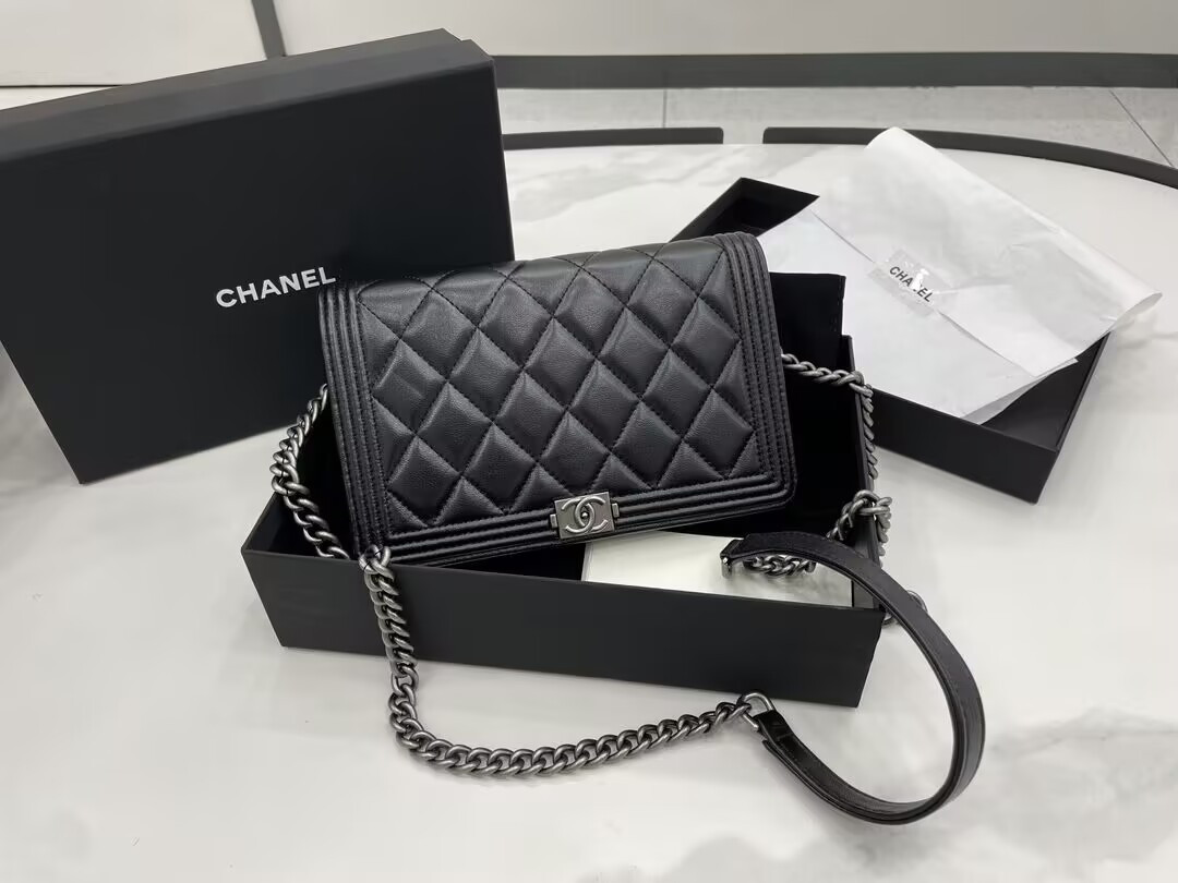 CHANEL 22SS Boy Woc 19x13x3.5CM - Image 2