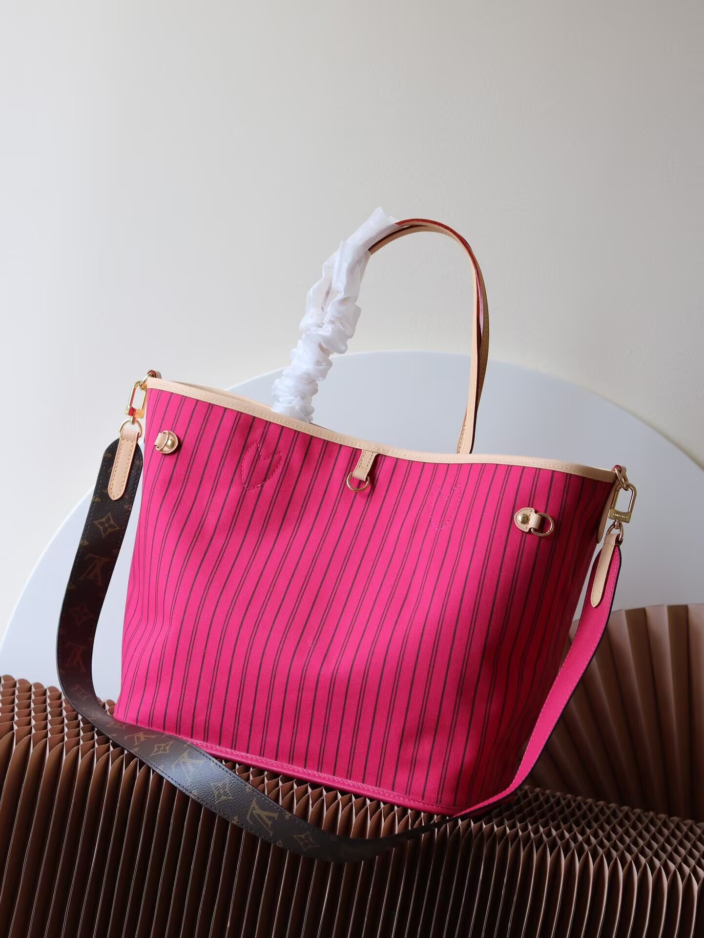 LV Neverfull MM Bandoulière Inside Out M12257 31 x 28 x 14cm Without Box - Image 10