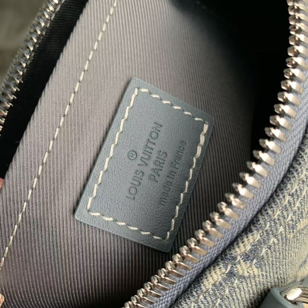LV Keepall Bandoulière 25 M22762 25 x 15 x 11 cm - Image 8