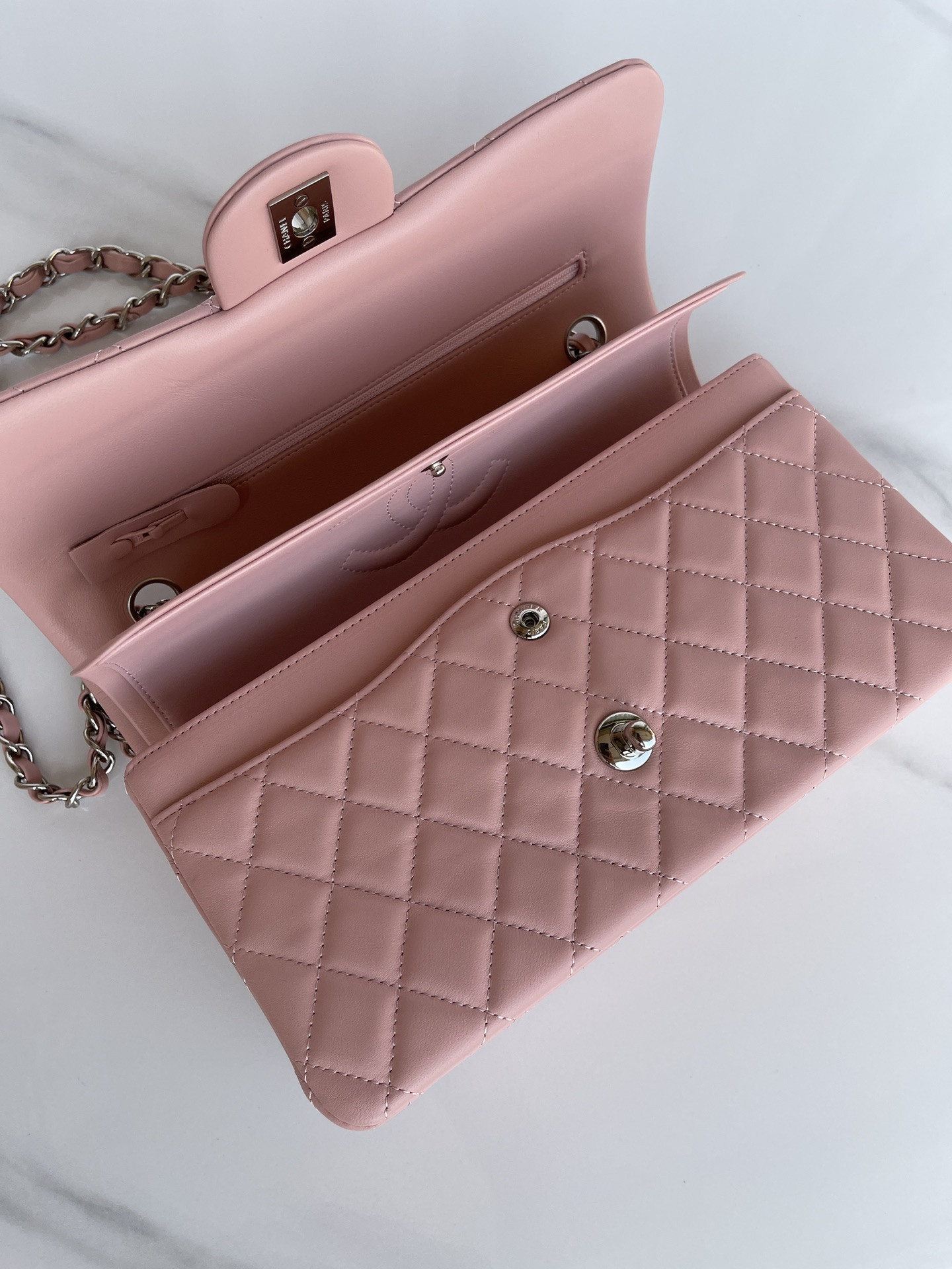 CHANEL CLASSIC FLAP 25CM CF PINK SILVER 6 × 9.9 × 2.5 in - Image 9