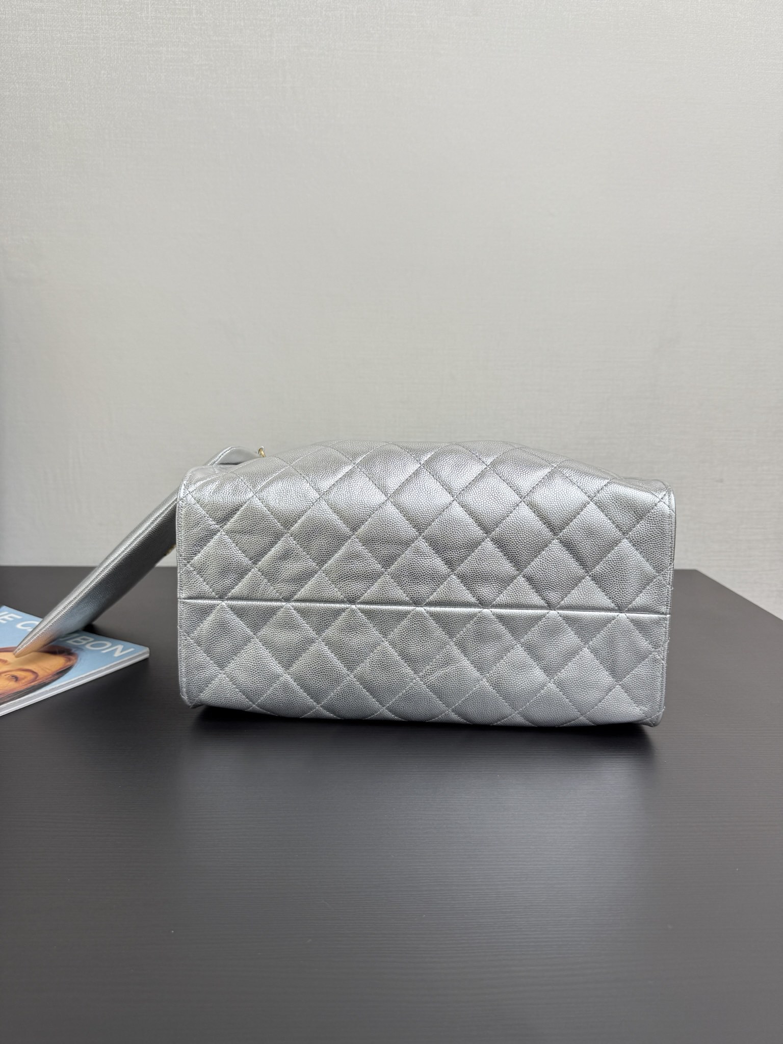 CHANEL MASTER 25 MEDIUM HANDBAG AS5311 B3 (40*30*15cm) - Image 5
