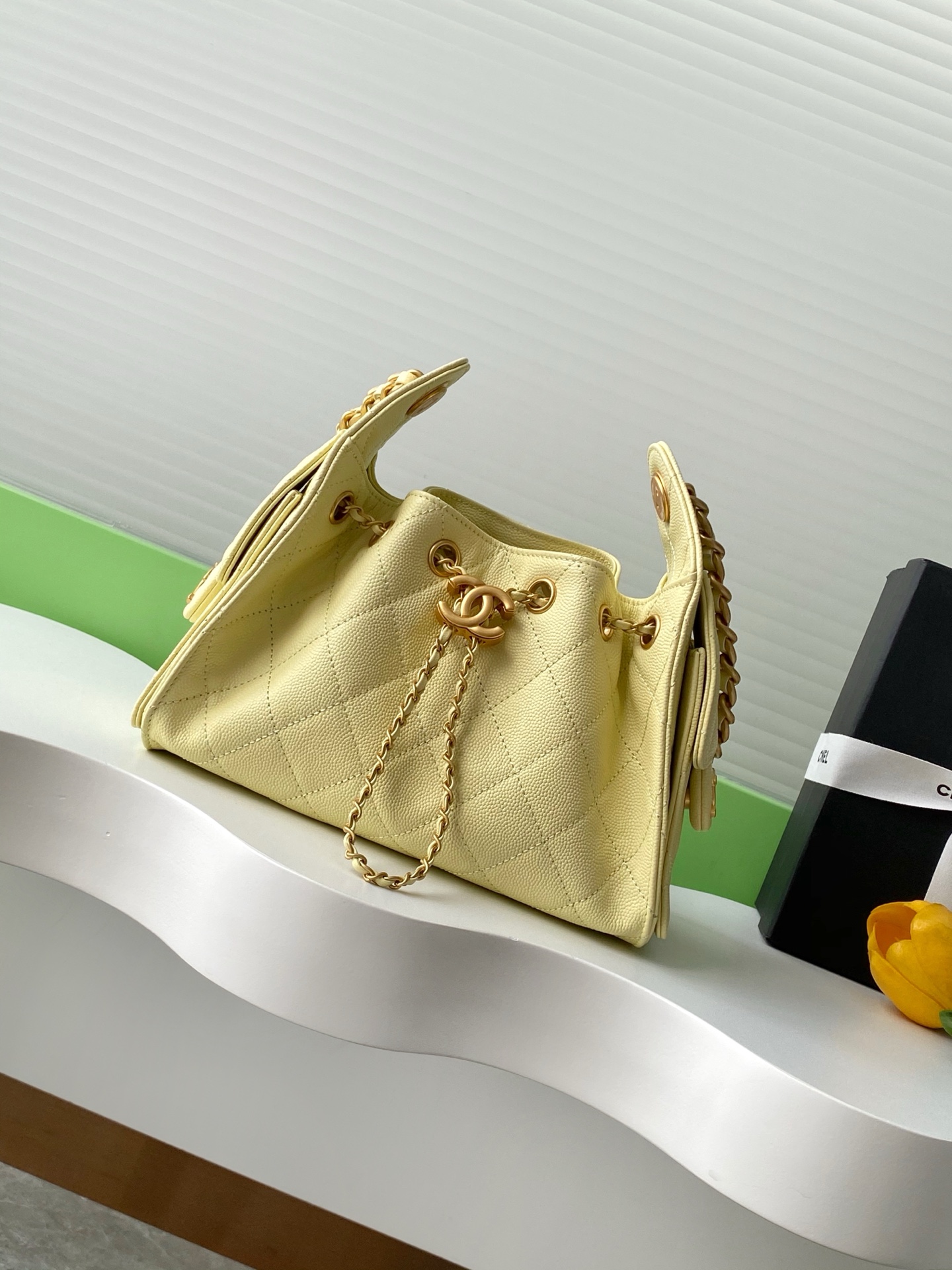 CHANEL 25 MINI HOBO BAG GRAINED CALFSKIN AS5631 B0 (22*20*12.5cm) - Image 4
