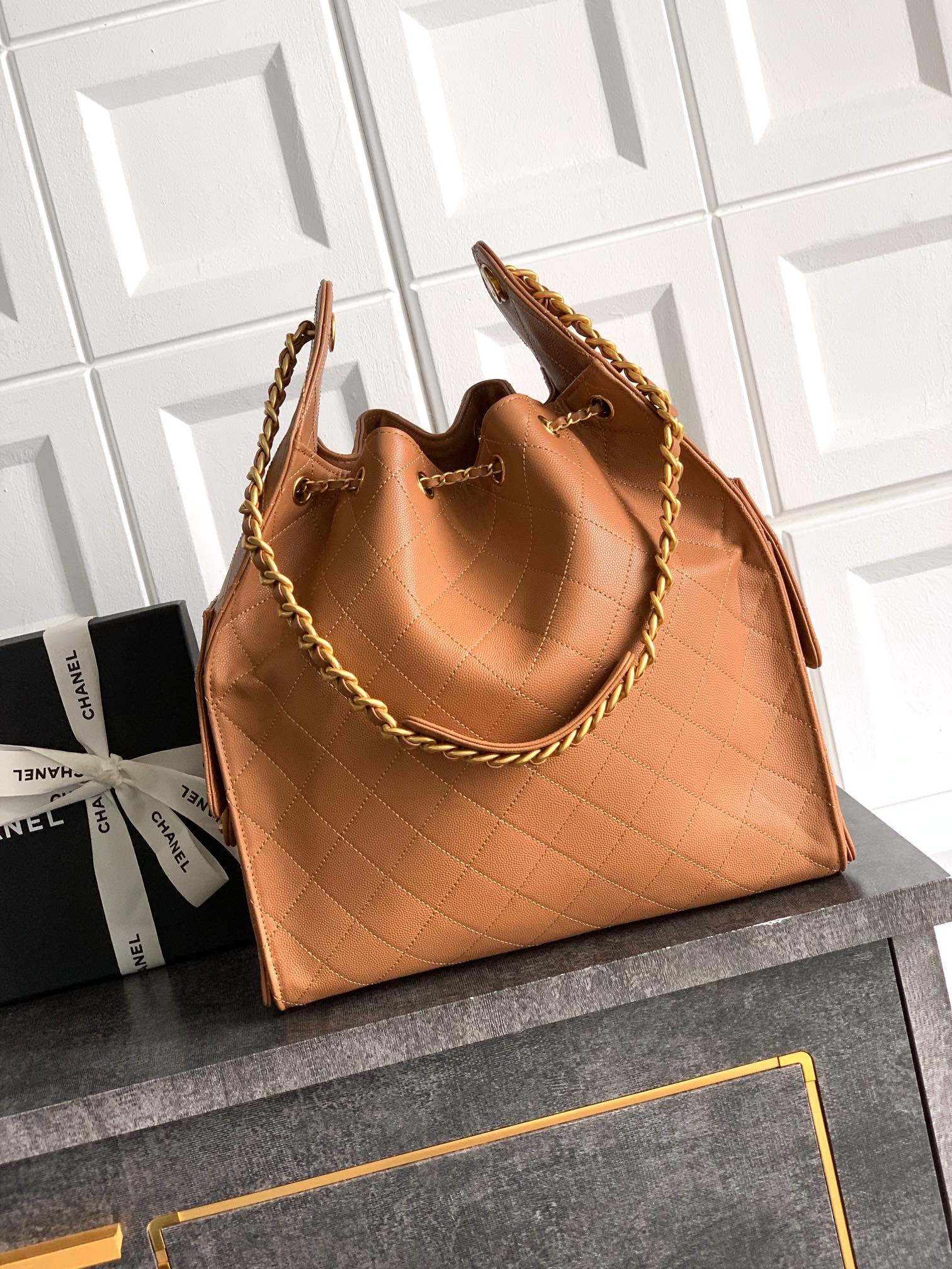CHANEL MASTER 25 MEDIUM HANDBAG AS5311 V2 (40x30x15cm) - Image 3