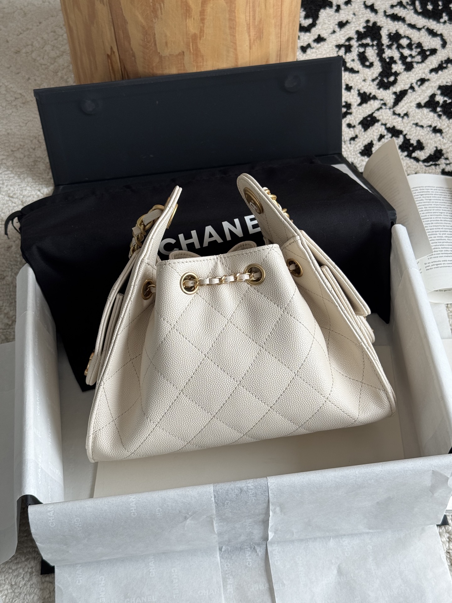 CHANEL 25 MINI HOBO BAG GRAINED CALFSKIN AS5631 03 (22*20*12.5cm) - Image 4