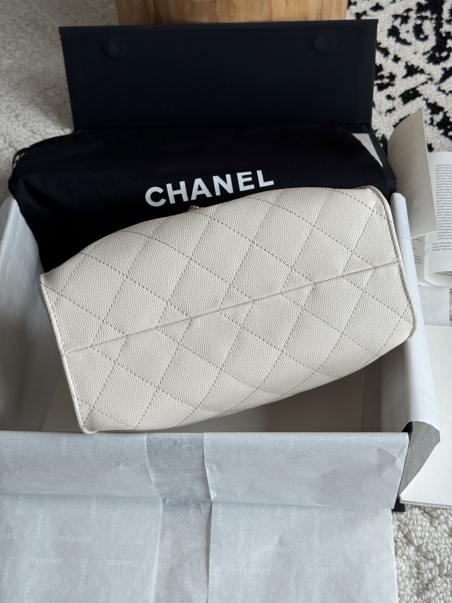 CHANEL 25 MINI HOBO BAG GRAINED CALFSKIN AS5631 03 (22*20*12.5cm) - Image 5