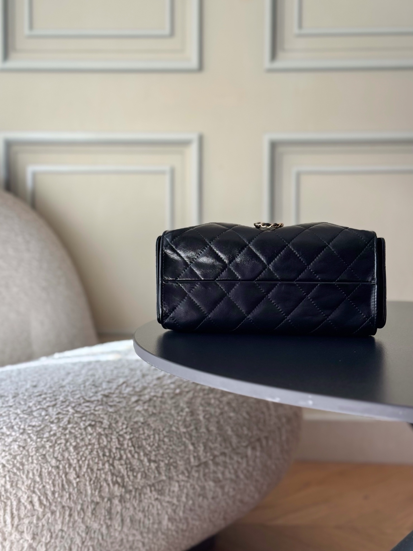 CHANEL 25 MINI HOBO BAG OIL WAX CALFSKIN AS5631 06 (22*20*12.5cm) - Image 4
