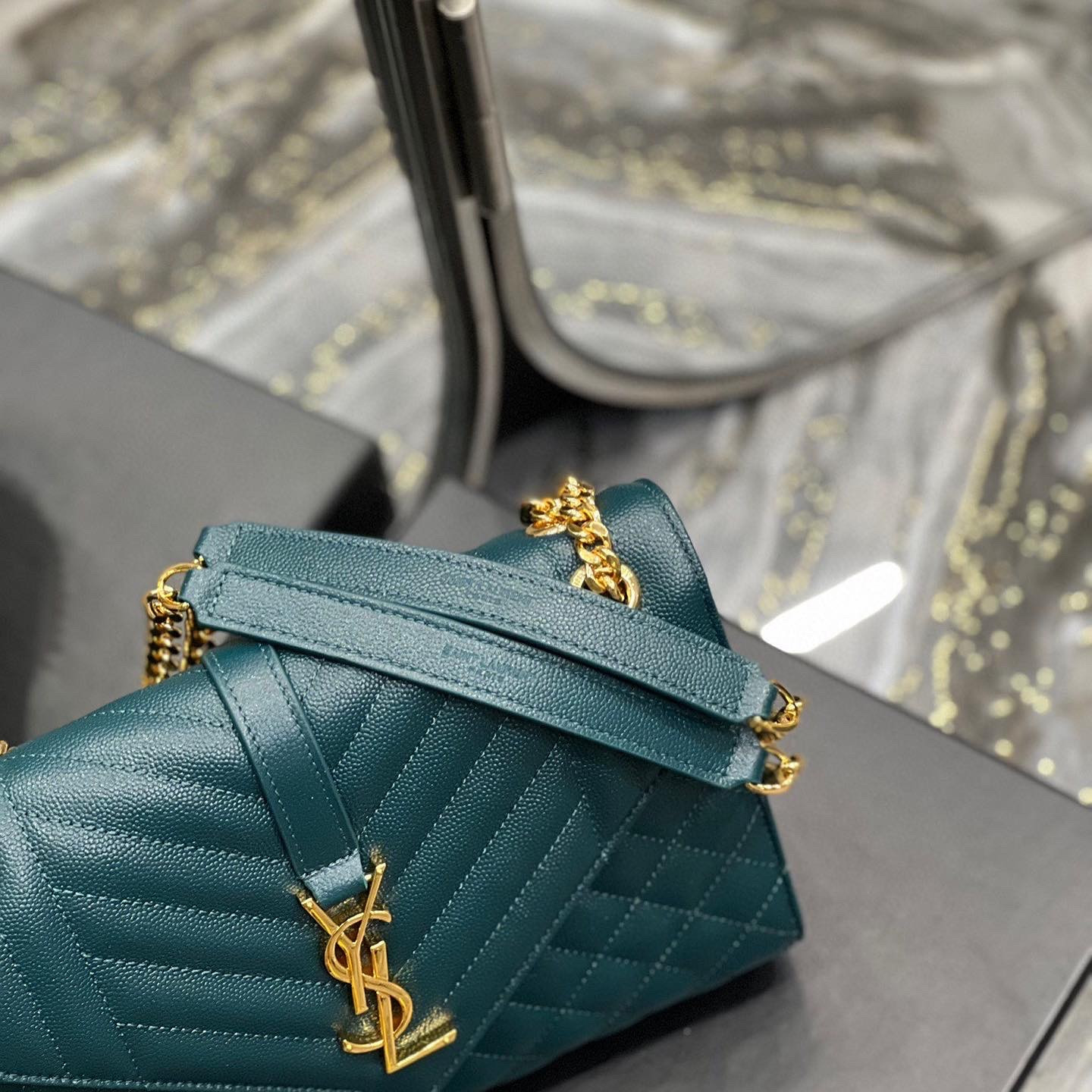 ENVELOPE SMALL BAG IN MIX MATELASS GRAIN DE POUDRE EMBOSSED LEATHER 21CM - Handbags - YSL - Luxury Brands Bags - Image 3