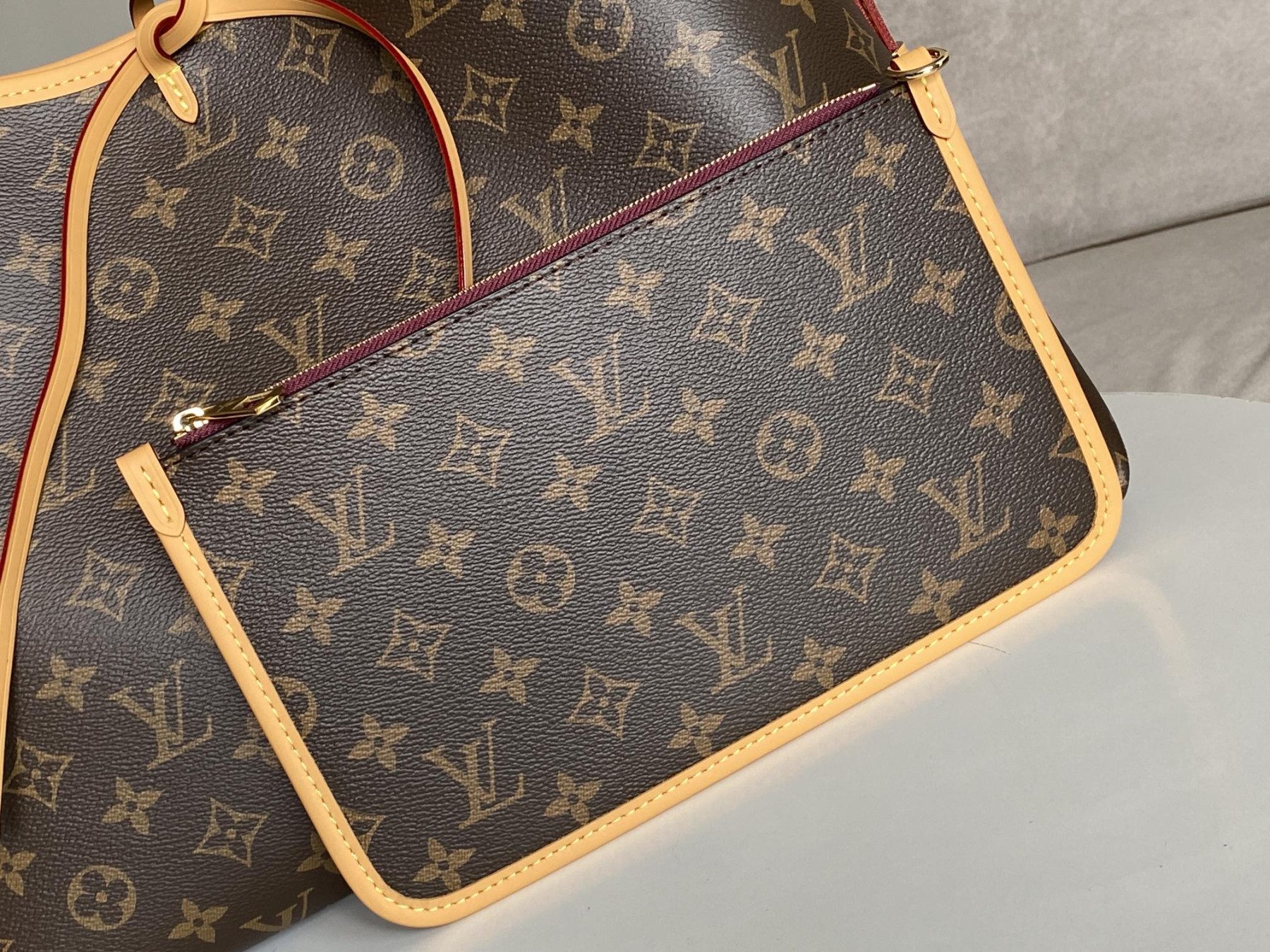 LV CARRYALL MM M46197 (39*30*15cm) - Image 4