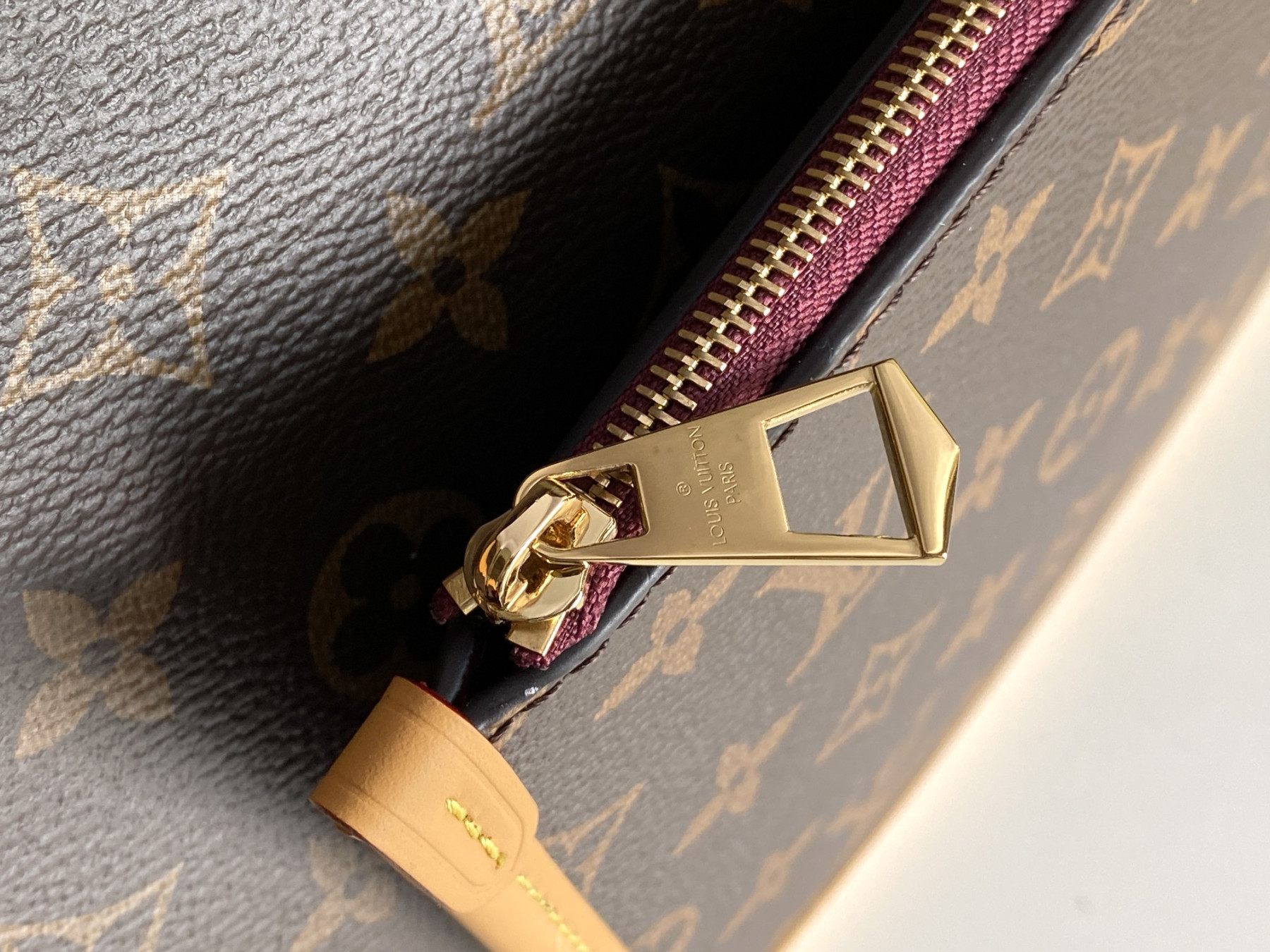 LV CARRYALL MM M46197 (39*30*15cm) - Image 9