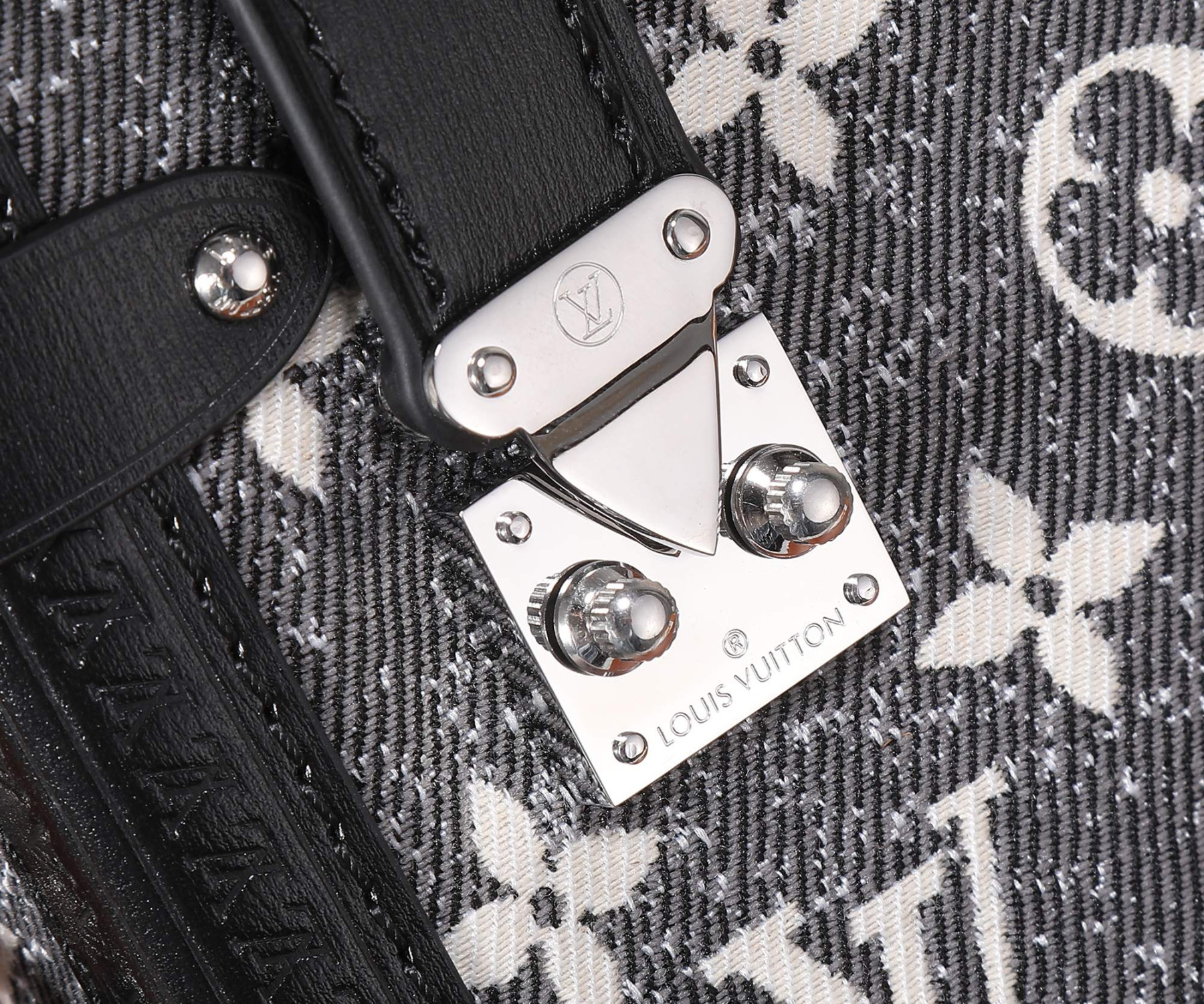 LV SIDE TRUNK MM M21460(21*14*6cm) - Image 5