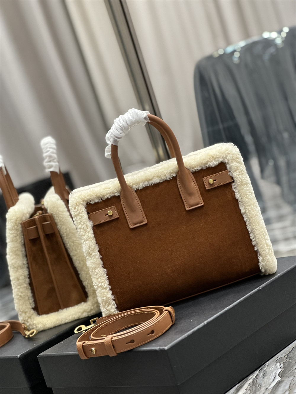 YSL SAC DE JOUR SUPPLE SAMLL IN SUEDE AND SHEARLING DARK CIGAR AND NATURAL BEIGE - Image 8