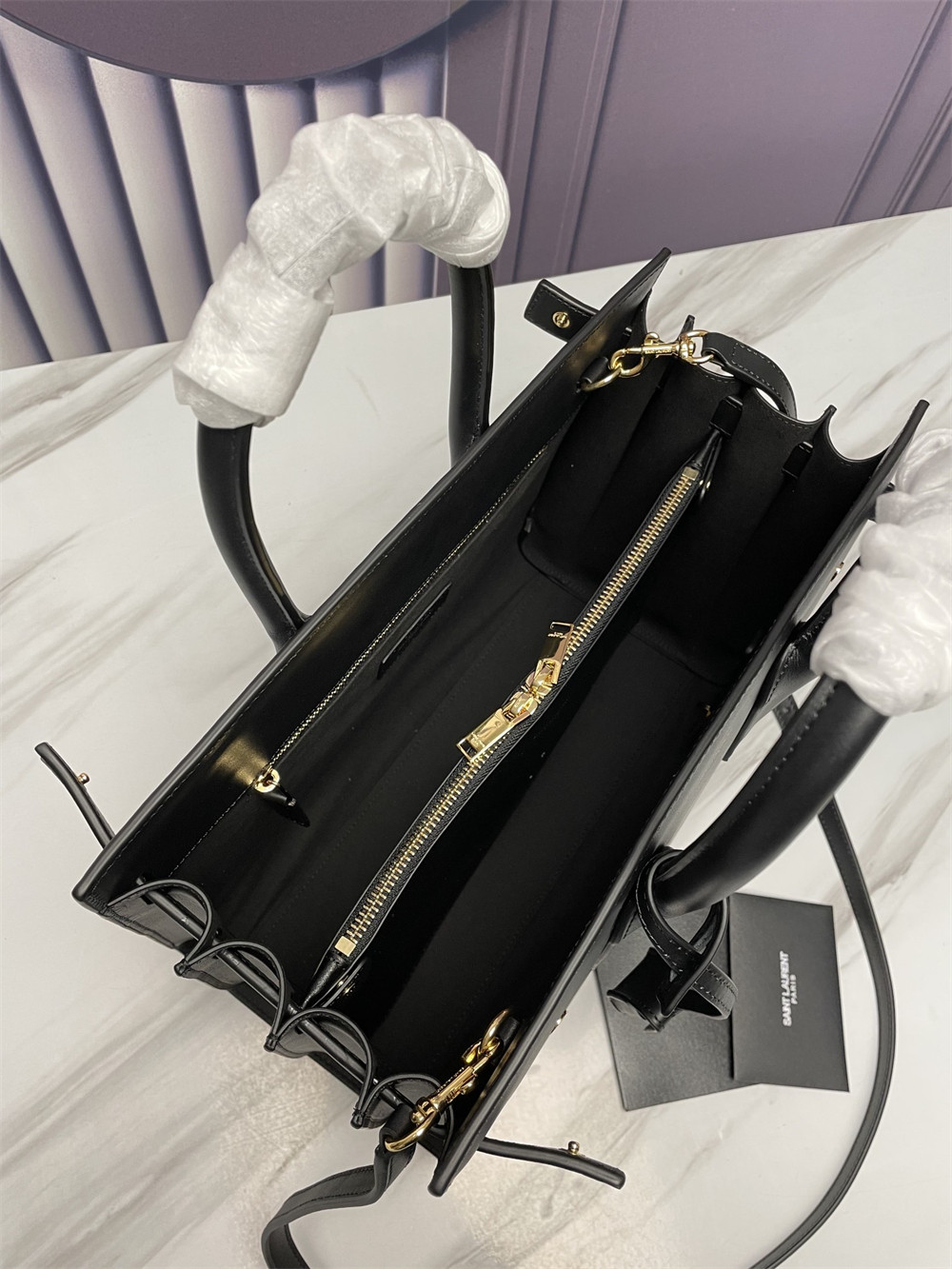 YSL SAC DE JOUR SMALL IN SHINY LEATHER BLACK - Image 10