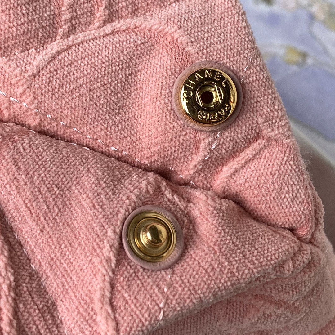 CHANEL 22 SMALL HANDBAG velvet PINK 13.7*14.4*2.7 in - Image 7