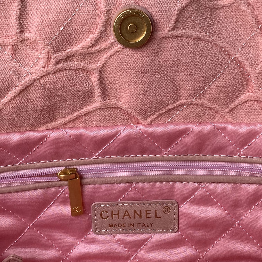 CHANEL 22 SMALL HANDBAG velvet PINK 13.7*14.4*2.7 in - Image 9