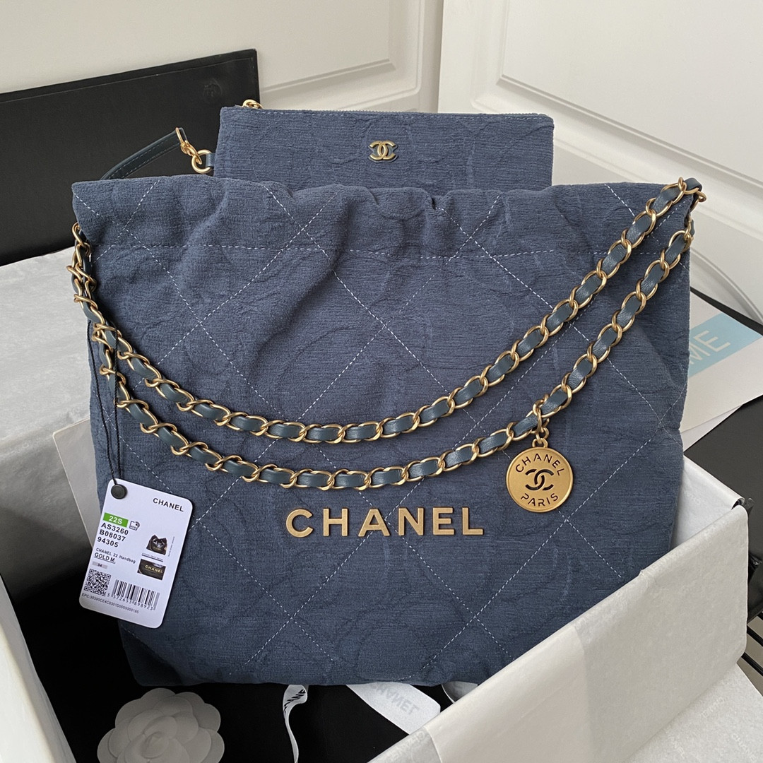 CHANEL 22 SMALL HANDBAG velvet NAVY 13.7*14.4*2.7 in - Image 2