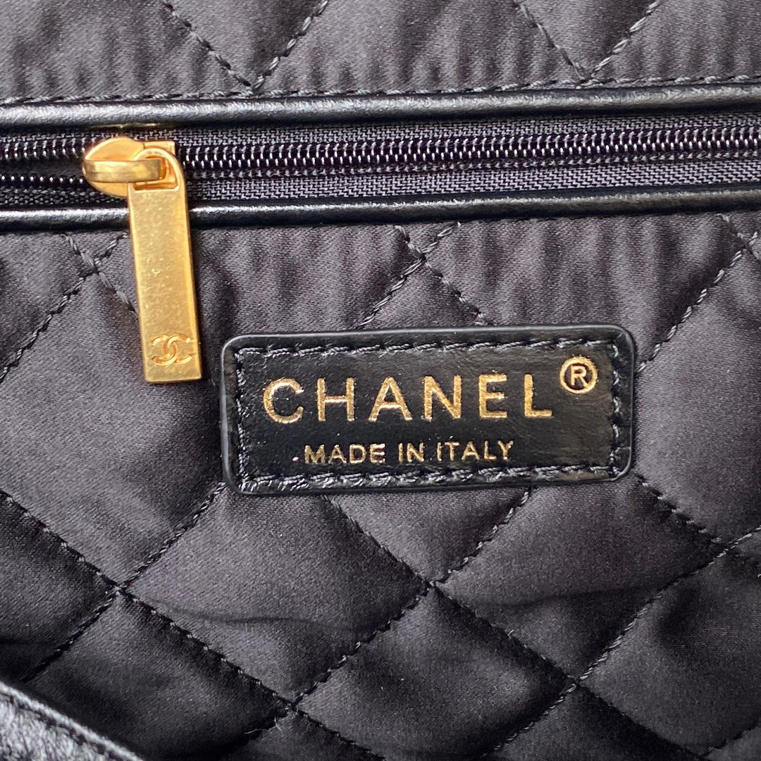 CHANEL 22 SMALL HANDBAG velvet BLACK 13.7*14.4*2.7 in - Image 9