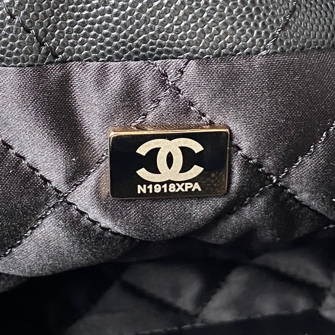 CHANEL 22 MINI HANDBAG GRAINED LEATHER BLACK 7.8 * 7.4 * 2.3 in - Image 10