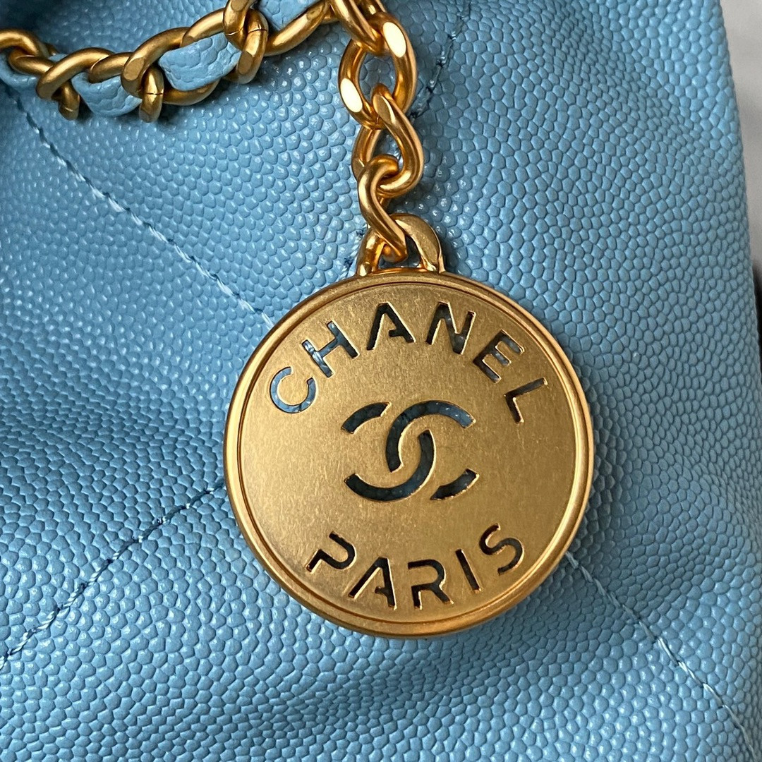 CHANEL 22 MINI HANDBAG GRAINED LEATHER BLUE 7.8 * 7.4 * 2.3 in - Image 4