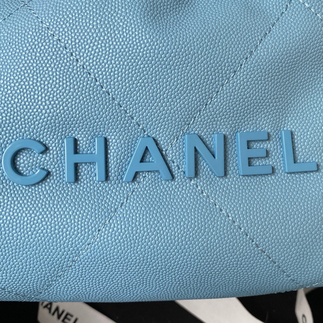 CHANEL 22 MINI HANDBAG GRAINED LEATHER BLUE 7.8 * 7.4 * 2.3 in - Image 5