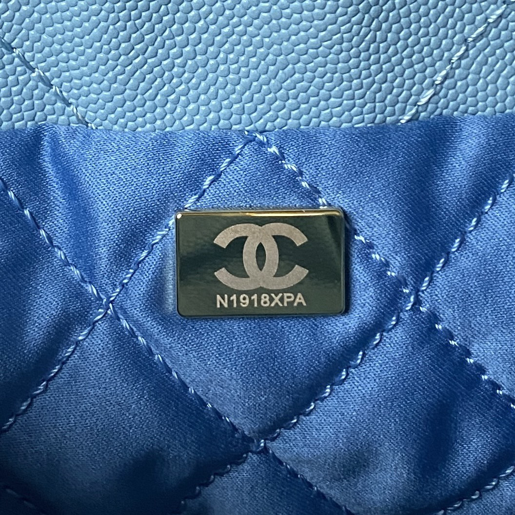 CHANEL 22 MINI HANDBAG GRAINED LEATHER BLUE 7.8 * 7.4 * 2.3 in - Image 9