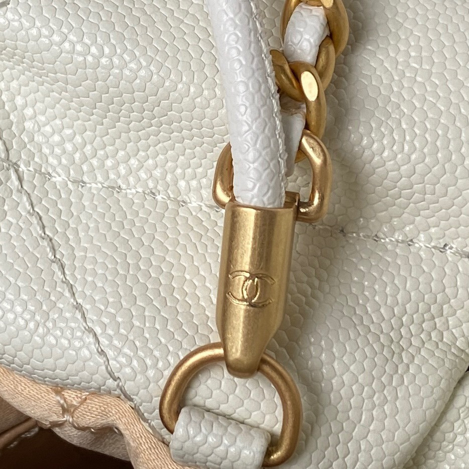 CHANEL 22 MINI HANDBAG GRAINED LEATHER WHITE 7.8 * 7.4 * 2.3 in - Image 8