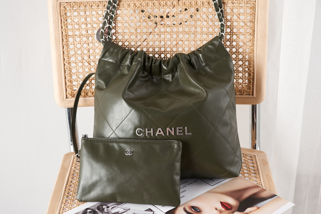 CHANEL 22 SMALL HANDBAG Shiny Calfskin SILVER Metal BLACK 13.7*14.4*2.7 in - Image 2