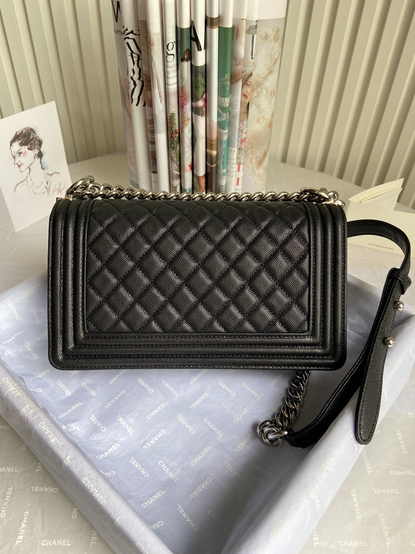 BOY CHANEL HANDBAG Shiny Grained Calfskin Silver-Tone Metal Black 67086(5.9 × 9.8 × 3.5 in) - Image 4
